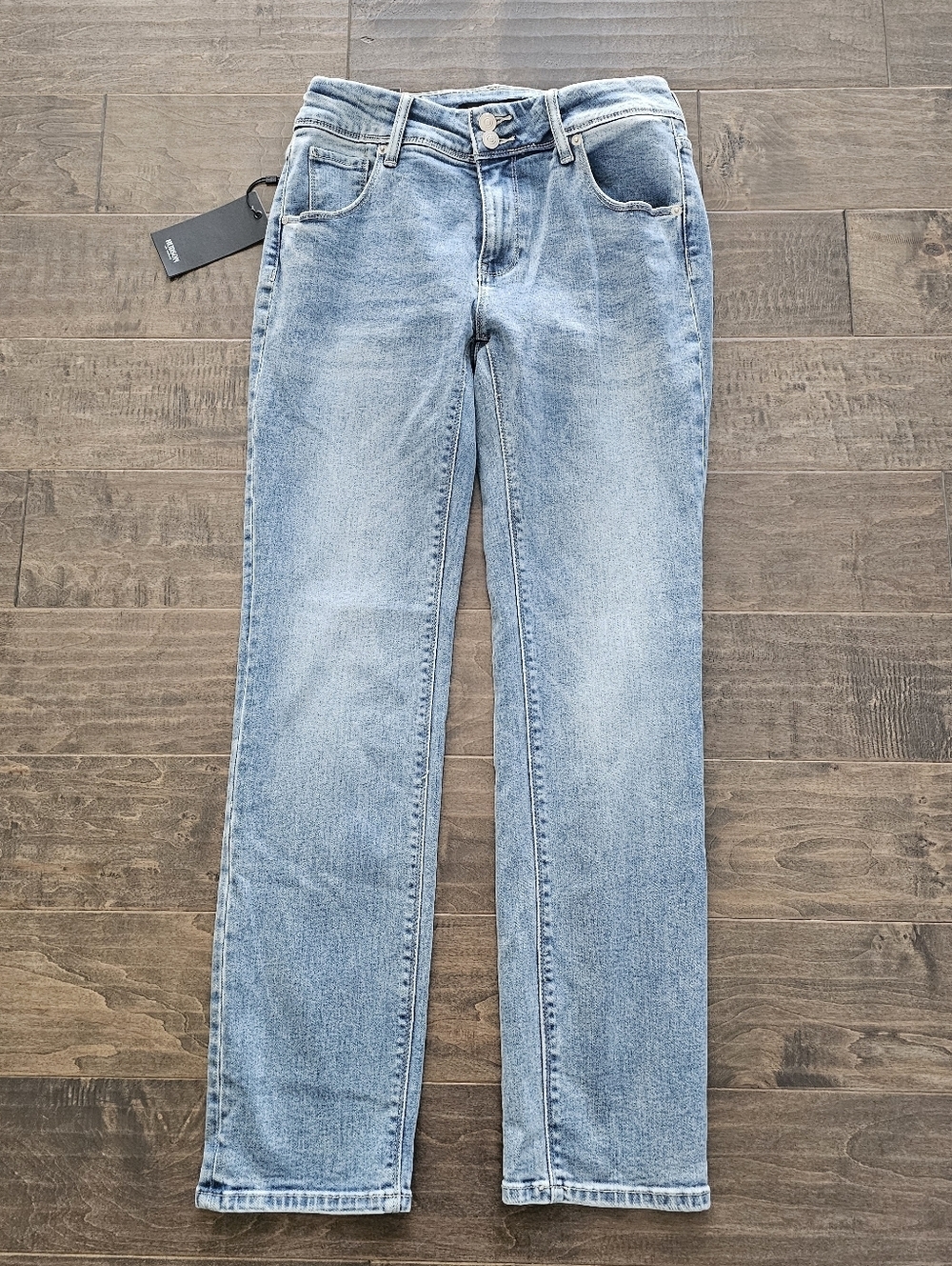 Brand New Hudson Light Wash Straight Leg Jeans - Picture 2 of 10
